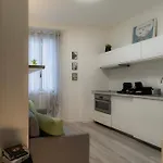The Cozy Corner - Feel At - M3 Maciachini 米兰