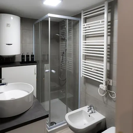 Apartment The Cozy Corner - Feel At - M3 Maciachini Milan